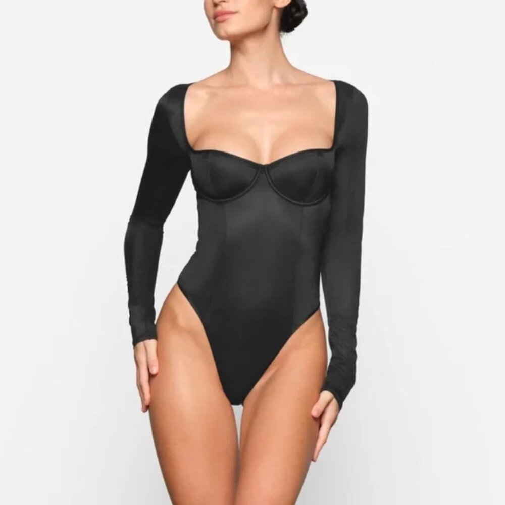 SKIMS GLISSENETTE LONG SLEEVE BODYSUIT - ONYX (M)